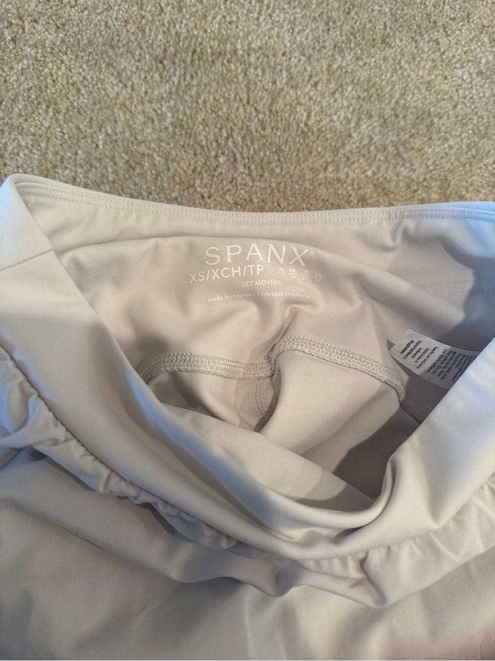 SPANX Light Grey Pleated Athletic Skirt - Picture 2 of 2